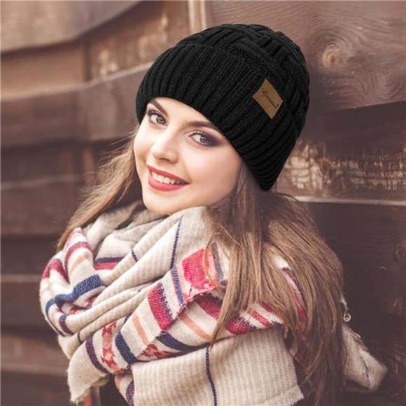 Loritta 3-Pieces Winter Hat Neck Warmer Touchscreen Gloves Set Knit Thick Scarf main image 6